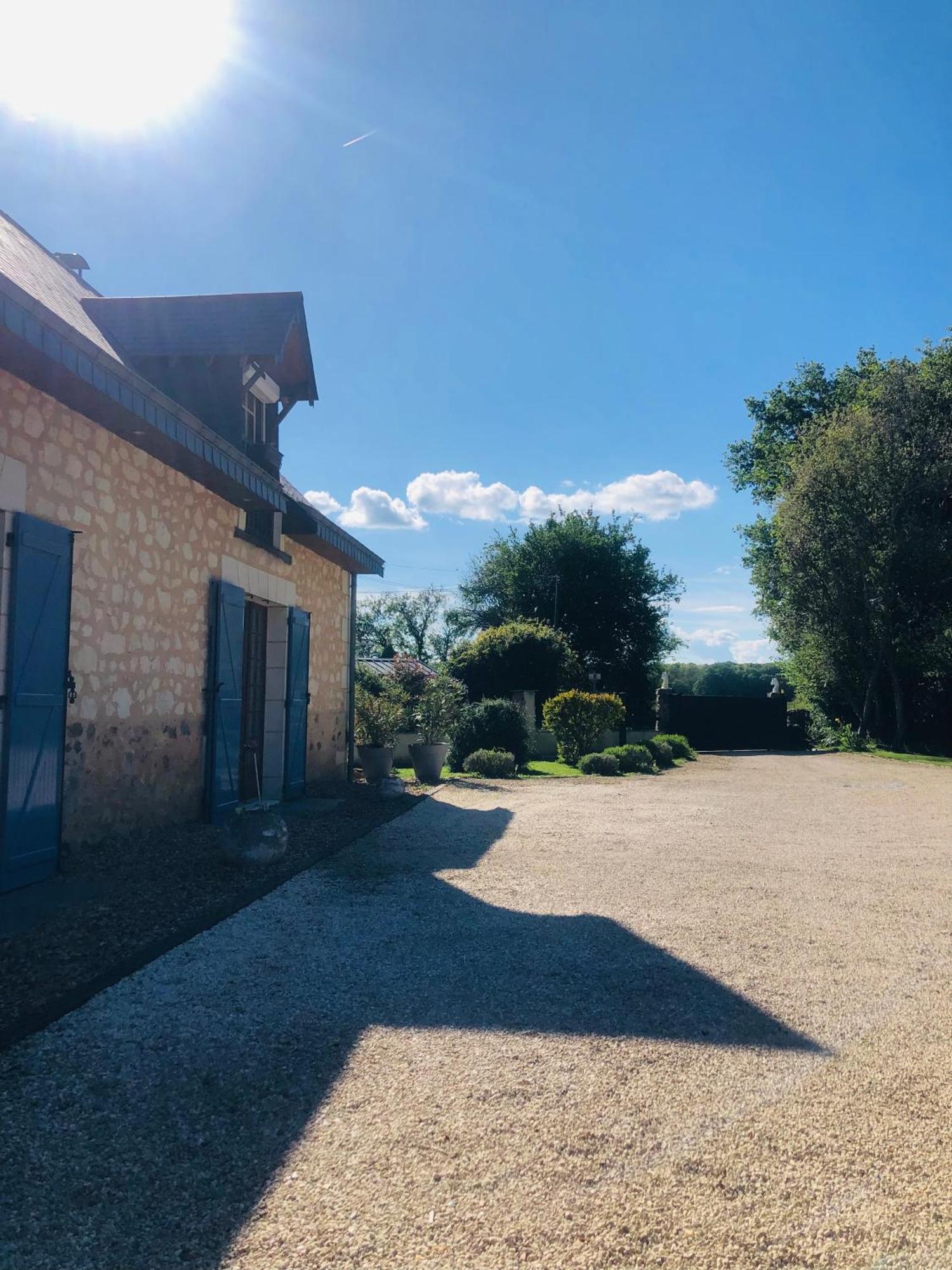 Un Coin De Paradis Bed & Breakfast Bauge-en-Anjou ภายนอก รูปภาพ